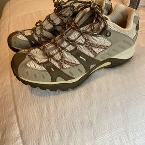 MERREL Hiking Shoes